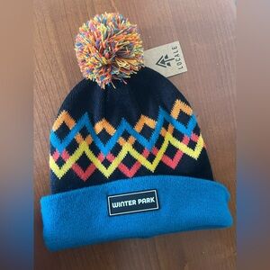Locale NWT winter park beanie